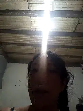 Cristal azul777 online show from February 4, 2026, 3:01 am