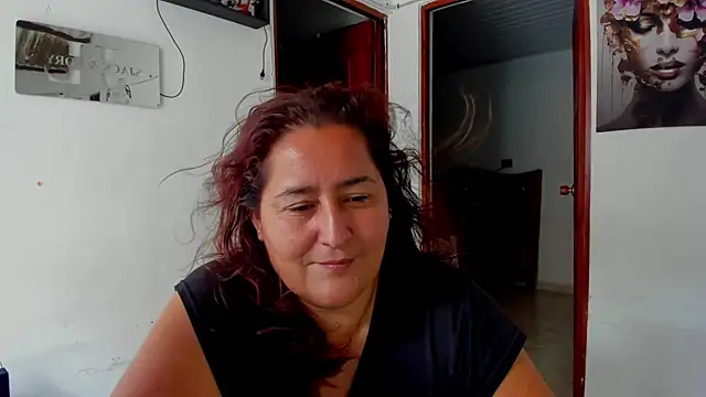 VioletBruces online show from April 29, 2026, 4:33 pm