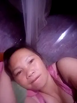 ava-dellght online show from April 28, 2026, 4:56 pm