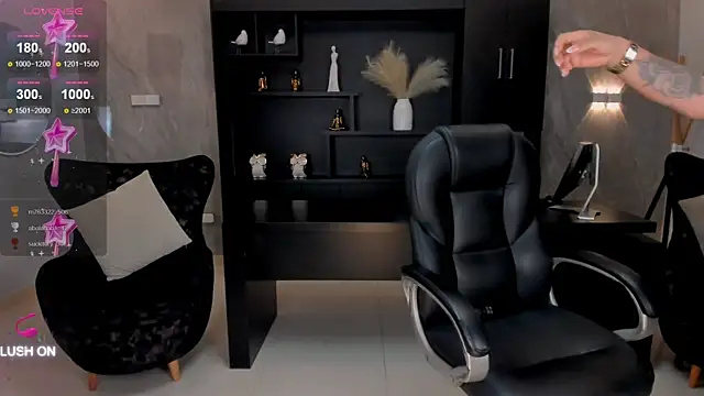 Snapshot of ChloeManson chatting on December 13, 2024, 1:37 am ChloeManson online show from December 13, 2024, 1:37 am