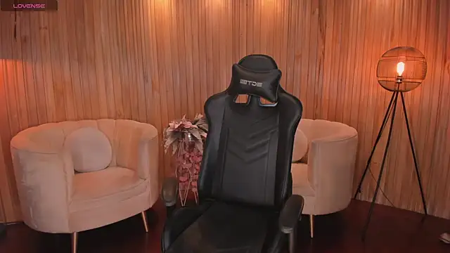 Snapshot of ChloeManson chatting on February 10, 2025, 9:15 pm ChloeManson online show from February 10, 2025, 9:15 pm