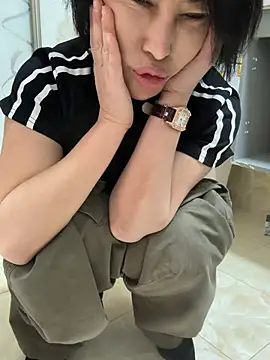 luckybaby666999 online show from May 9, 2026, 1:27 pm