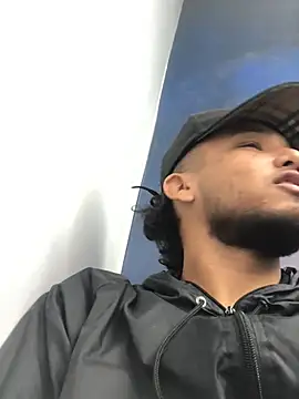 Snapshot of modeloxtz chatting on February 20, 2026, 9:59 pm modeloxtz online show from February 20, 2026, 9:59 pm