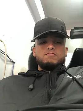 Snapshot of modeloxtz chatting on March 23, 2026, 7:18 pm modeloxtz online show from March 23, 2026, 7:18 pm