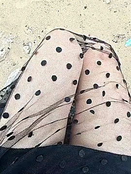 Baby-Linh online show from April 18, 2026, 2:59 am