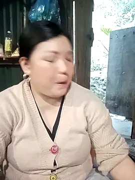 Snapshot of sary-hot2x chatting on February 21, 2026, 10:49 am sary-hot2x online show from February 21, 2026, 10:49 am