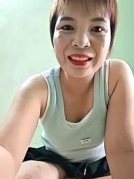 Liucall online show from December 3, 2025, 7:49 am