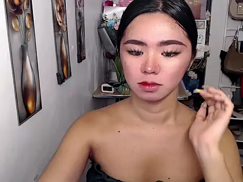 voganmarie online show from July 5, 2026, 3:34 am