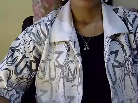 Snapshot of Shab_M chatting on April 29, 2026, 6:28 am Shab M online show from April 29, 2026, 6:28 am