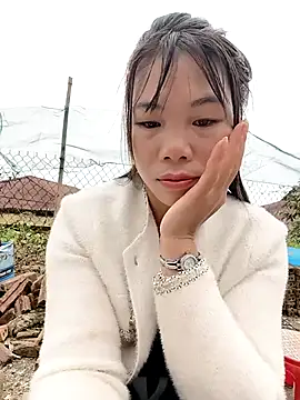 Zinka2 online show from December 4, 2025, 1:59 am