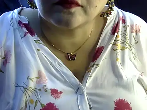 Snapshot of Soniya_Sha chatting on July 12, 2026, 7:54 am Soniya Sha online show from July 12, 2026, 7:54 am