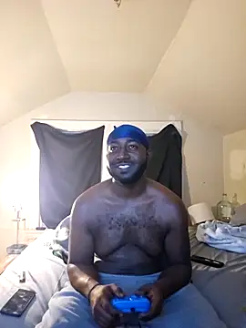 iLOVETRAY96 online show from December 18, 2025, 4:40 am