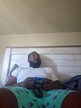 iLOVETRAY96 online show from January 11, 2026, 7:30 pm