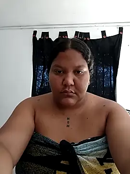 VaneandRossy online show from May 1, 2026, 12:43 pm