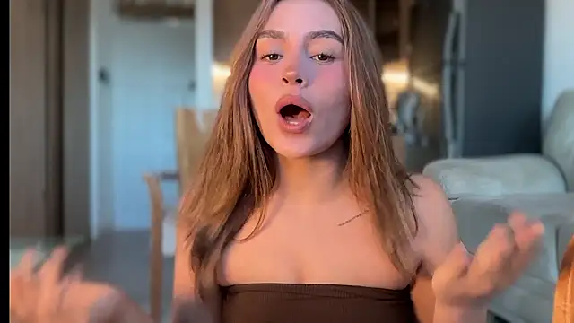 miaferrer777 online show from March 14, 2026, 10:37 pm