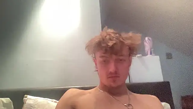 Snapshot of mackbriggs2_00 chatting on December 4, 2025, 8:50 pm mackbriggs2 00 online show from December 4, 2025, 8:50 pm