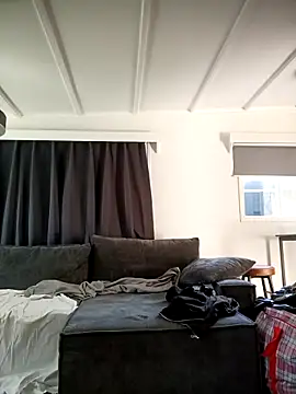 jefflatex45 online show from April 8, 2026, 9:09 am