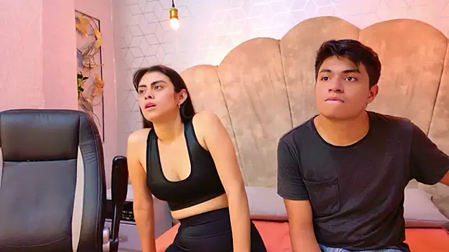 Snapshot of NatyAndAlex chatting on March 4, 2026, 10:05 pm NatyAndAlex online show from March 4, 2026, 10:05 pm