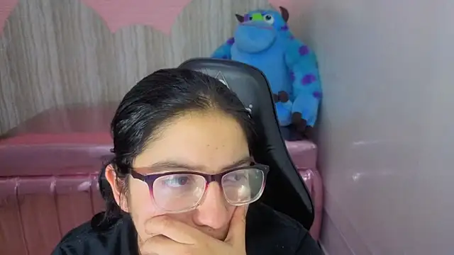 eva smit t online show from April 16, 2026, 2:56 am