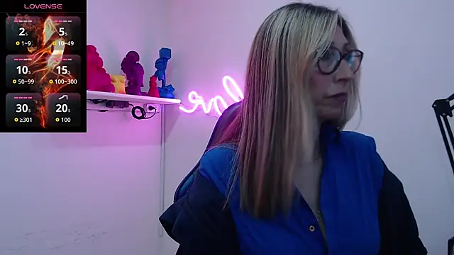 Scarlett 079 online show from January 11, 2026, 11:48 am