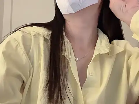 Snapshot of Mimy18 chatting on February 11, 2026, 2:44 pm Mimy18 online show from February 11, 2026, 2:44 pm