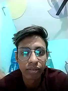 Snapshot of bottomnoida chatting on December 4, 2025, 9:51 am bottomnoida online show from December 4, 2025, 9:51 am