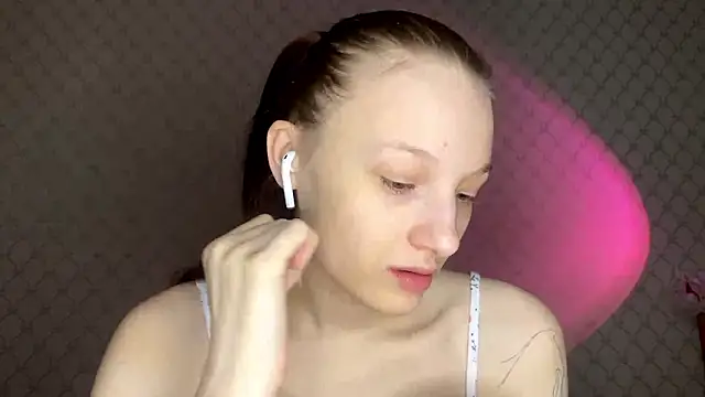 Cleonoth2o online show from February 1, 2026, 6:50 pm