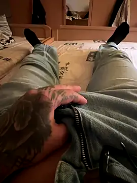 Snapshot of Jason_offizell chatting on December 4, 2025, 1:31 pm Jason offizell online show from December 4, 2025, 1:31 pm