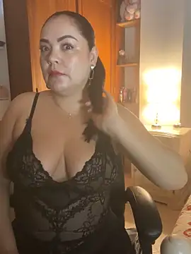 EmiHarrys online show from March 19, 2026, 9:57 am