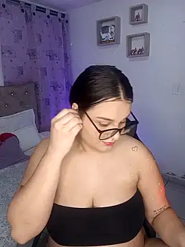 Valeriaa 21 online show from March 1, 2026, 5:26 pm