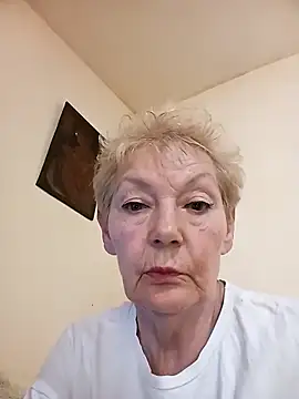 Snapshot of Calypso-Loove chatting on June 4, 2026, 11:16 am Calypso-Loove online show from June 4, 2026, 11:16 am