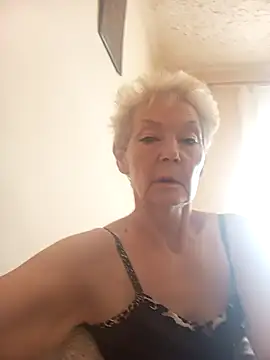 Snapshot of Calypso-Loove chatting on July 22, 2026, 7:55 am Calypso-Loove online show from July 22, 2026, 7:55 am