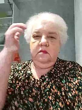 HapinessLovee online show from May 30, 2026, 6:43 am