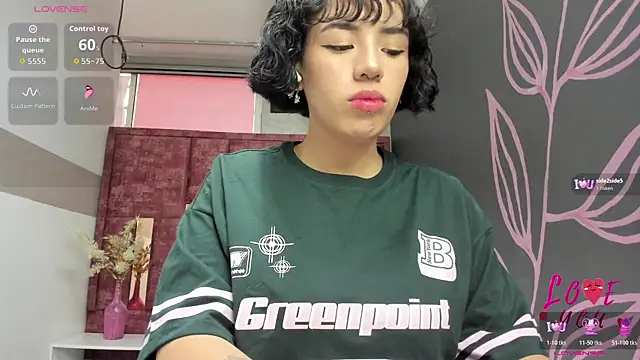 Kiara Fox   online show from March 30, 2026, 8:21 pm