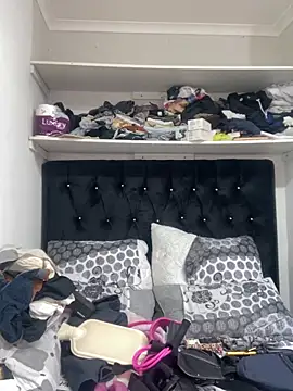 BloodmoonAlpha 1 online show from February 2, 2026, 4:22 am