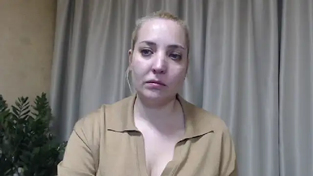 sweetpussy online show from March 21, 2026, 5:05 pm