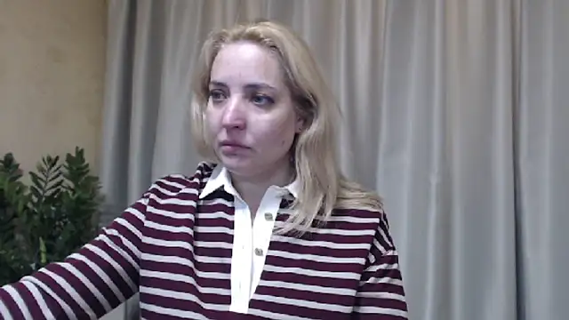 sweetpussy online show from April 15, 2026, 2:24 pm