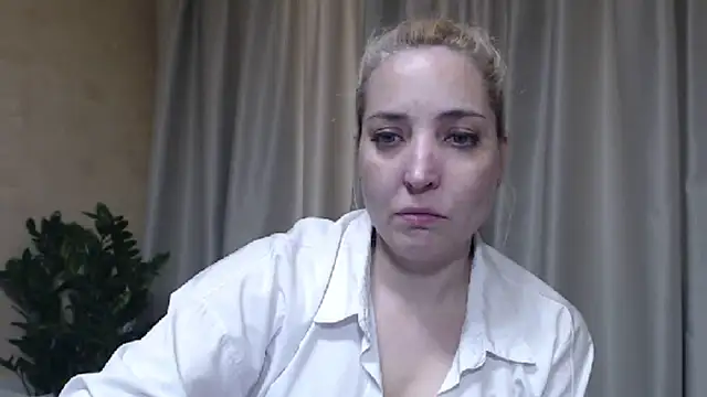 sweetpussy online show from May 24, 2026, 2:55 pm