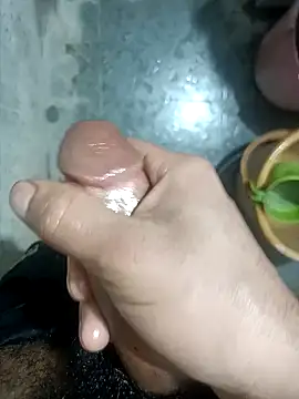 xhanm online show from February 10, 2026, 4:55 pm