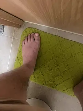 hairylittledic online show from July 5, 2026, 11:12 pm