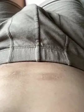 hairylittledic online show from July 14, 2026, 12:13 am