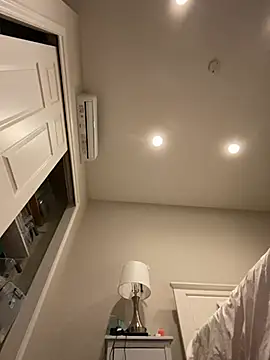 phantom898983 online show from February 26, 2026, 4:44 am