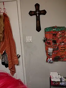 SpiderRose online show from February 5, 2026, 6:07 am