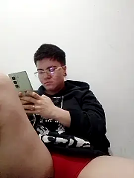 Snapshot of geminis_xxx chatting on March 9, 2026, 3:32 am geminis xxx online show from March 9, 2026, 3:32 am