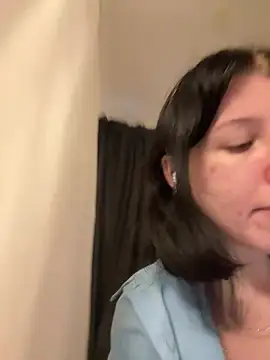 Snapshot of Nattasss chatting on February 4, 2026, 2:12 pm Nattasss online show from February 4, 2026, 2:12 pm