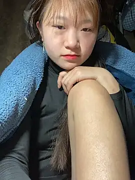 hinata-xx online show from March 5, 2026, 11:23 pm