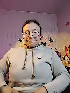 Snapshot of Susana_Rojas chatting on February 7, 2026, 3:10 am Susana Rojas online show from February 7, 2026, 3:10 am