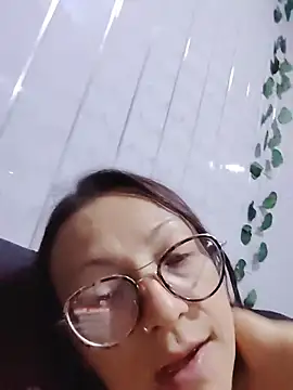 Snapshot of Susana_Rojas chatting on February 28, 2026, 4:02 am Susana Rojas online show from February 28, 2026, 4:02 am