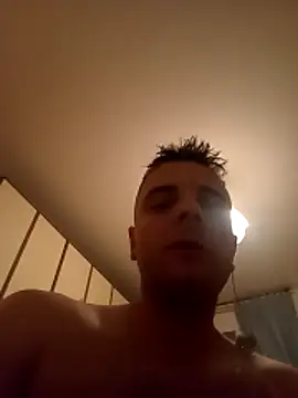 HootedSnow online show from May 15, 2026, 1:34 am