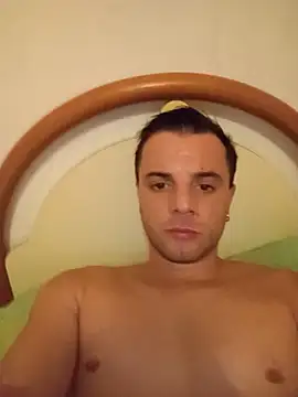 HootedSnow online show from July 12, 2026, 12:34 am